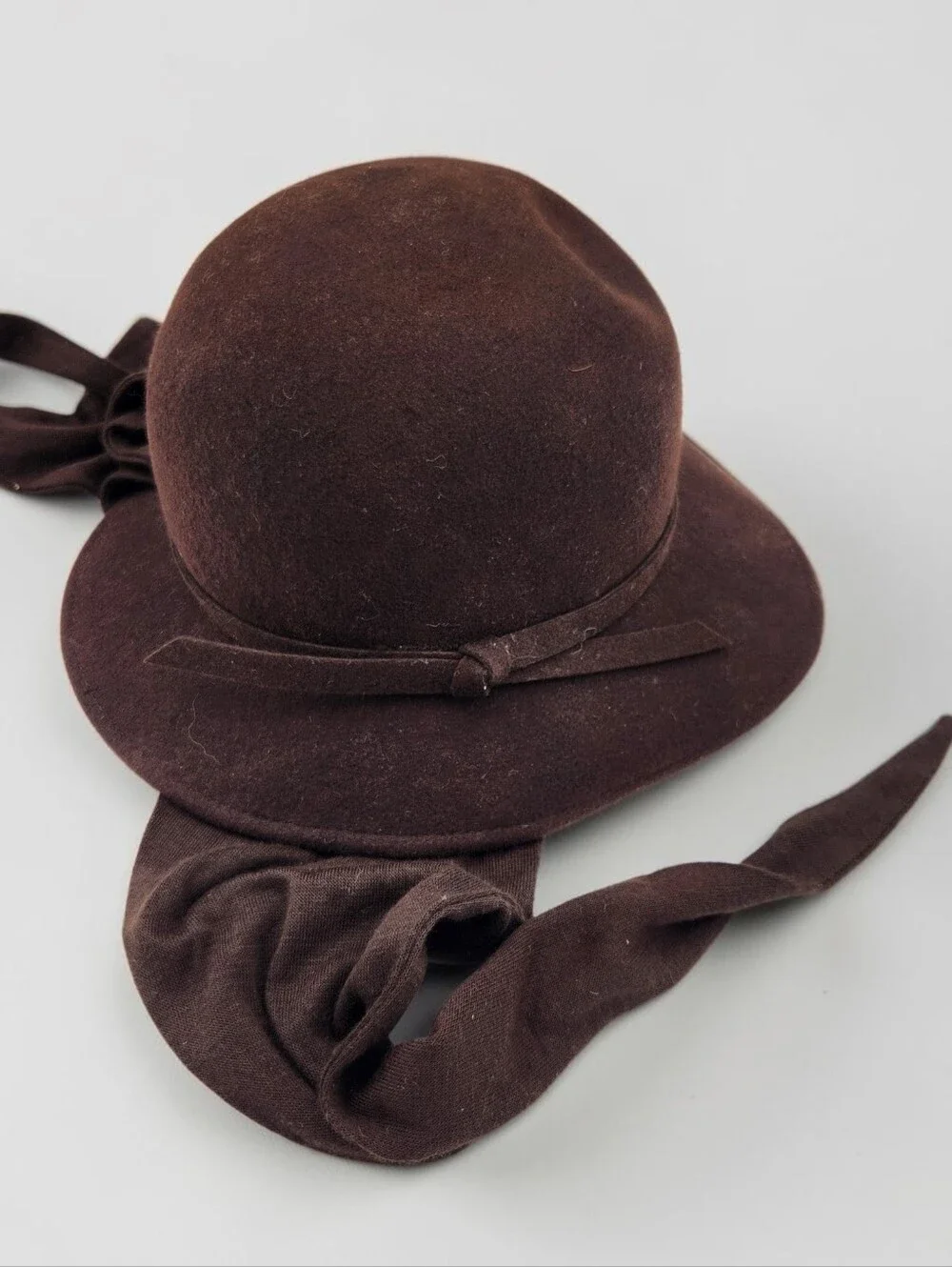 Bollman Wool Doeskin Clochet Scarf Wrap Hat Brown Mid Century USA Derby Bowler